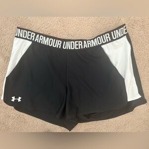Under Armour Women’s Black Logo Shorts Large